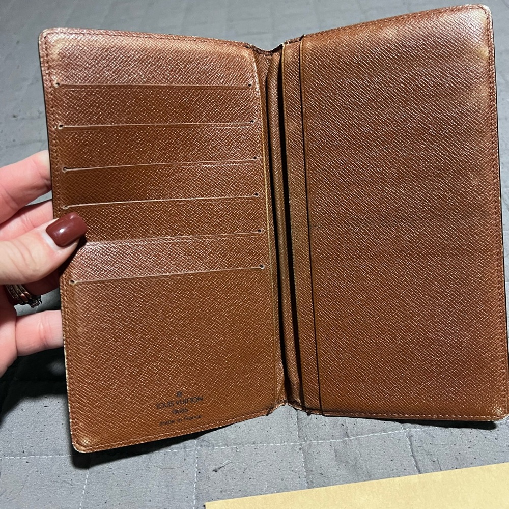 Authentic Louis Vuitton Brown Monogram Checkbook Wallet - Picture 6 of 6